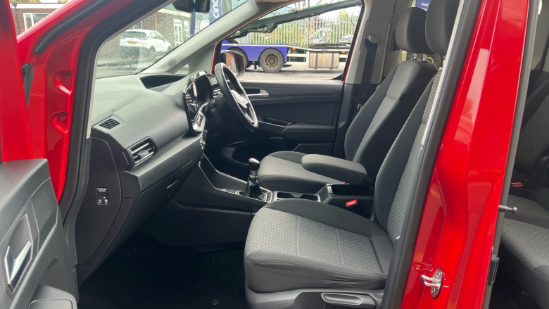 Ford Tourneo Connect 1.5 EcoBoost Titanium 5dr Petrol Estate